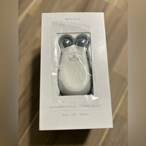 🆕 NuFACE Trinity Anniversary Kit Facial Toning Device - White